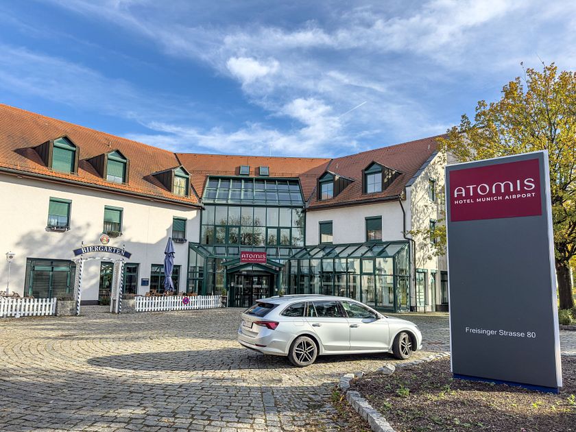Atomis Hotel Munich Airport By Mercure Parken